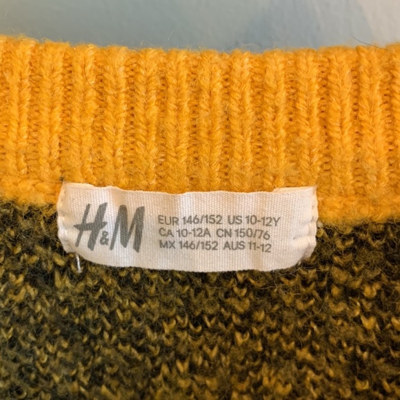 H & M Sweater Girls (10-12 years old) - Picture 2 of 4